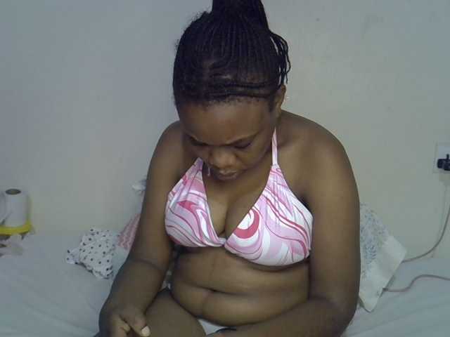 Ebonybootygirl live cam on BongaCams