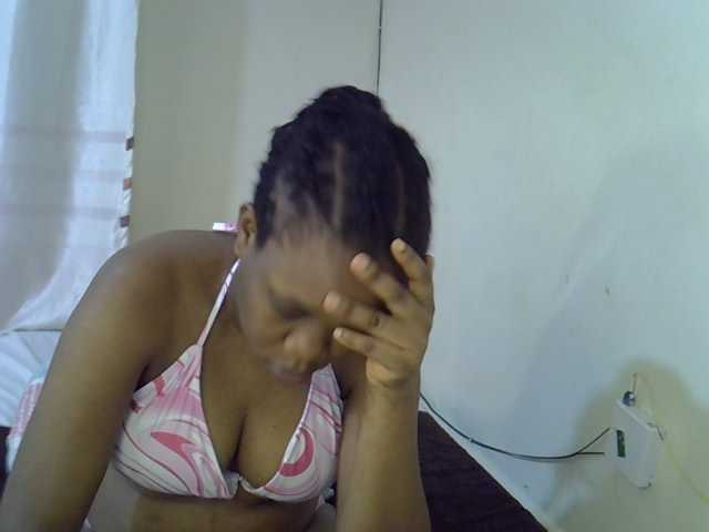 Ebonybootygirl live cam on BongaCams