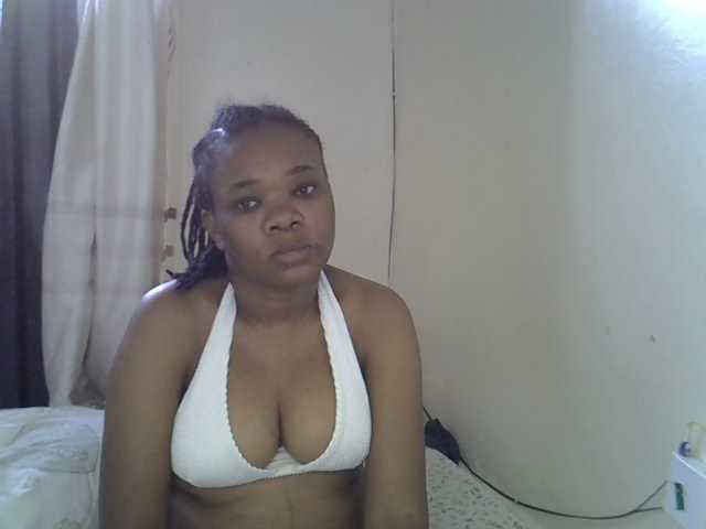 Ebonybootygirl live cam on BongaCams