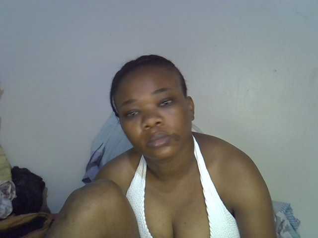 Ebonybootygirl live cam on BongaCams