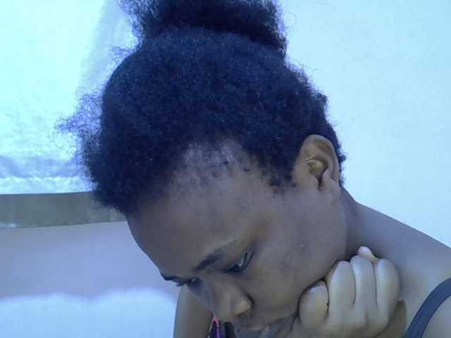 Ebonybootygirl live cam on BongaCams