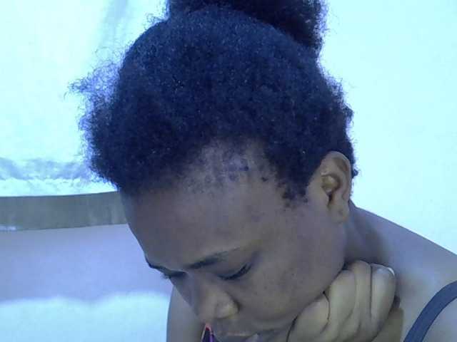 Ebonybootygirl live cam on BongaCams