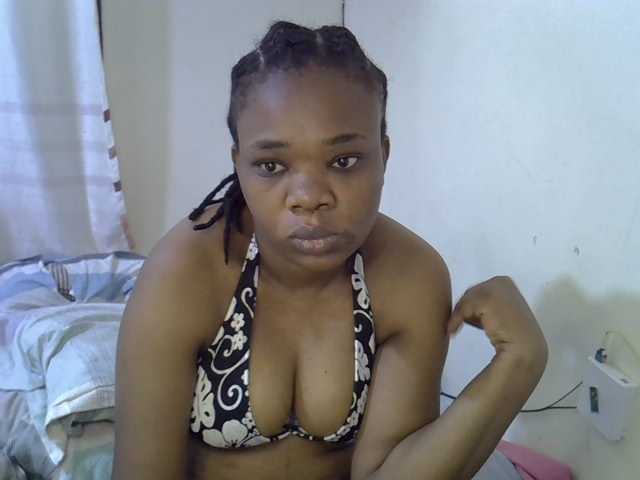 Ebonybootygirl, en directo ahora en BongaCams