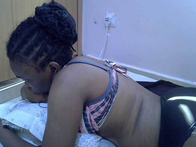 Ebonybootygirl