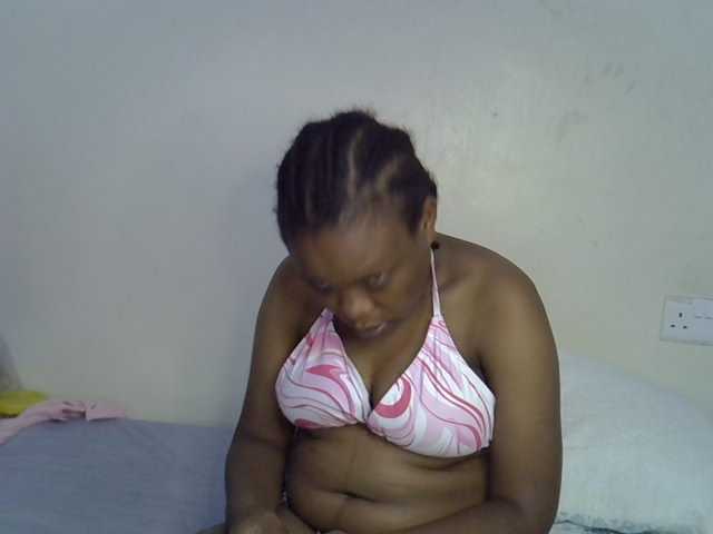 Ebonybootygirl live cam on BongaCams