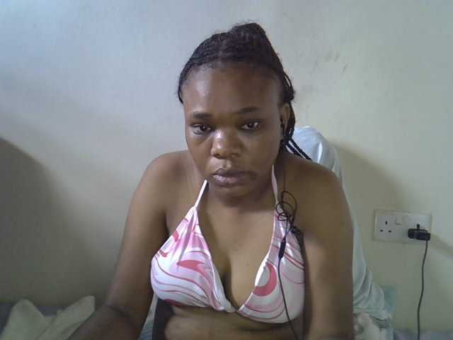 Ebonybootygirl live webcam show