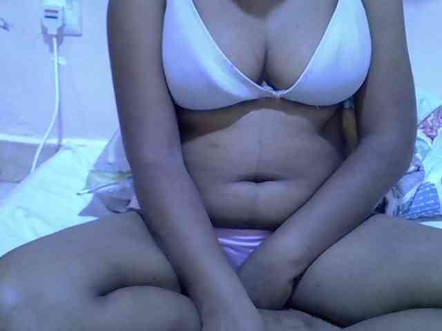 Ebonybootygirl webcam