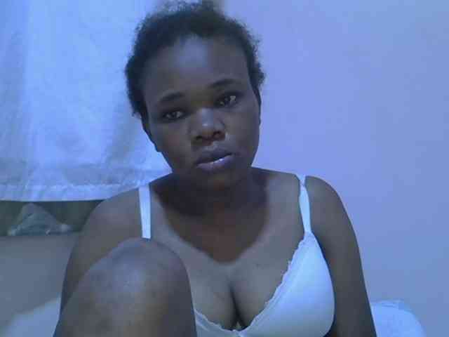Ebonybootygirl webcam