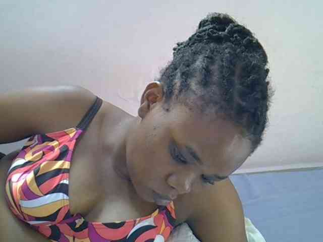 Ebonybootygirl webcam