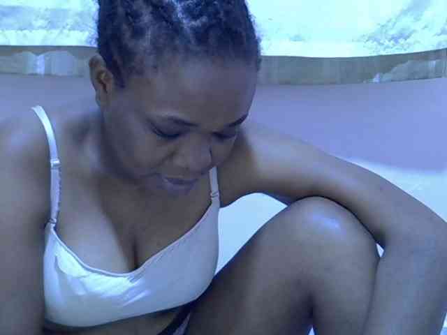 Ebonybootygirl webcam