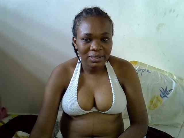 Ebonybootygirl webcam