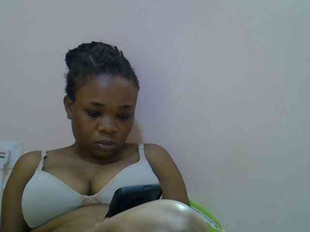 Ebonybootygirl webcam