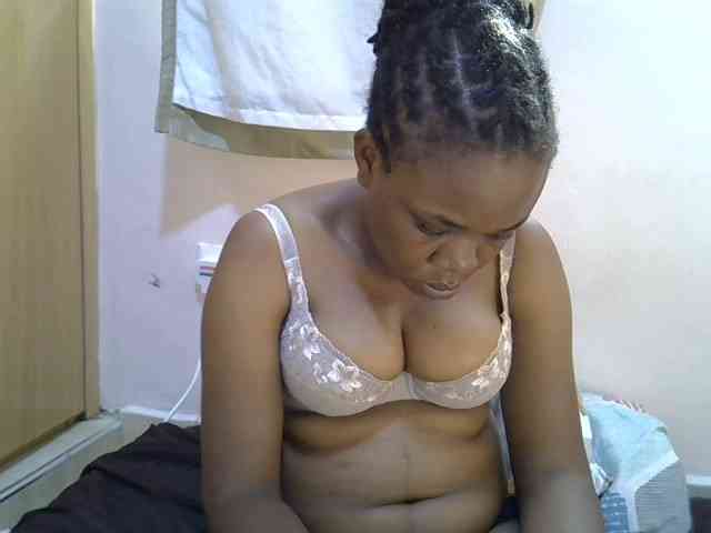 Ebonybootygirl webcam