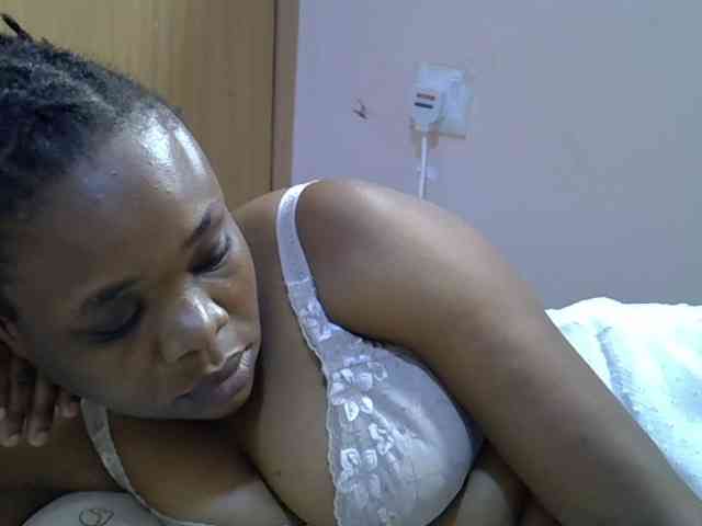 Ebonybootygirl webcam