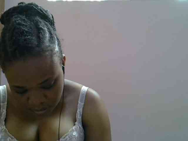 Ebonybootygirl webcam