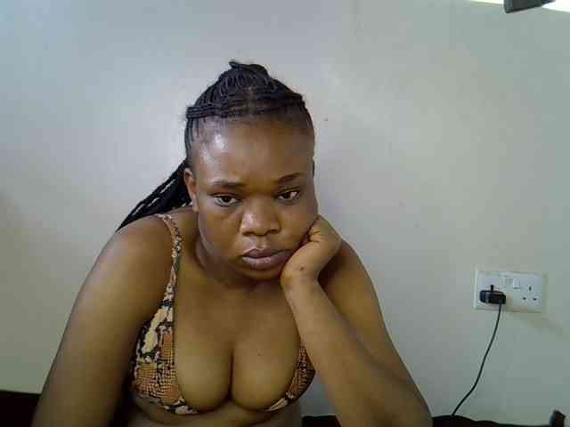 Ebonybootygirl webcam