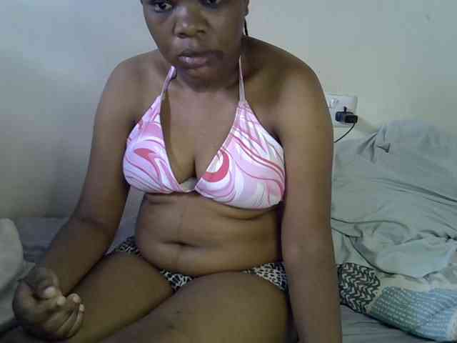 Ebonybootygirl webcam
