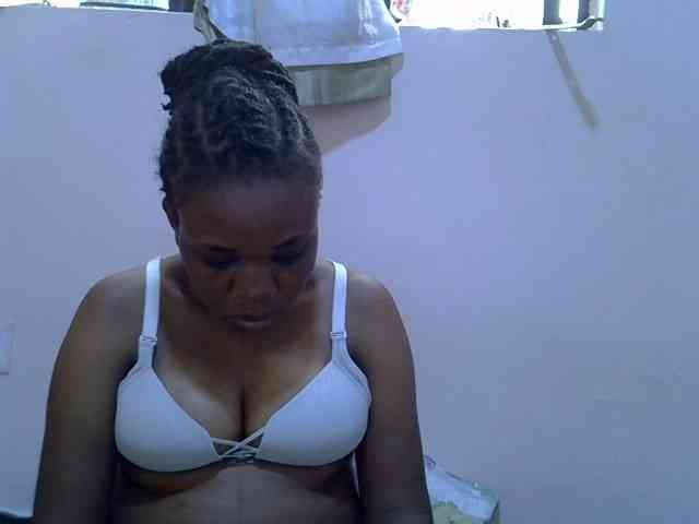 Ebonybootygirl webcam