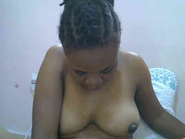 Ebonybootygirl webcam