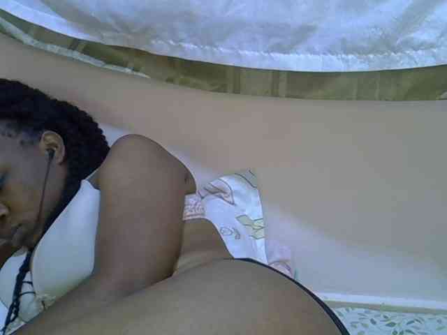 Ebonybootygirl webcam