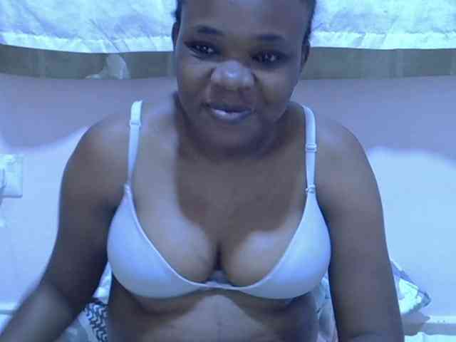 Ebonybootygirl webcam