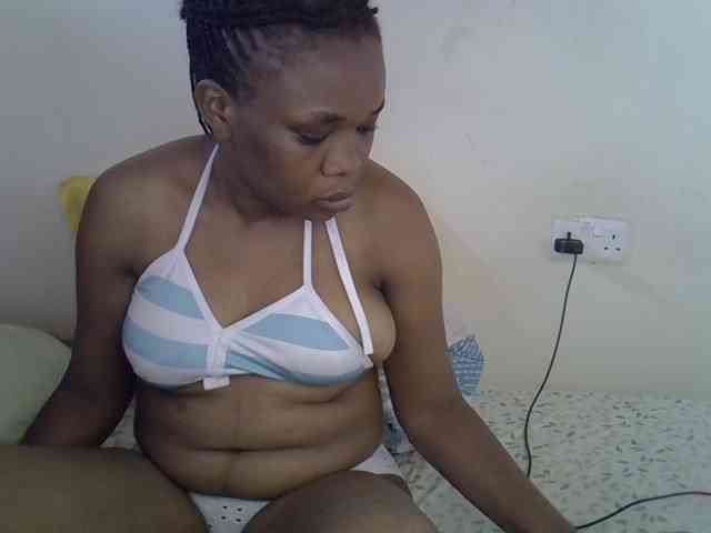 Ebonybootygirl webcam