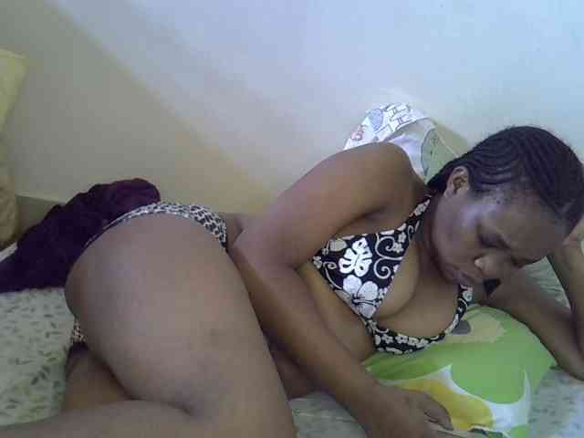 Ebonybootygirl webcam