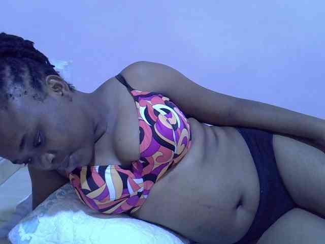 Ebonybootygirl webcam