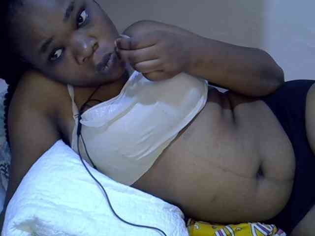 Ebonybootygirl webcam