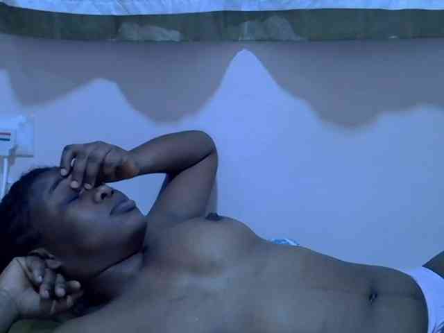 Ebonybootygirl webcam