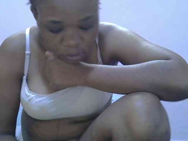 Ebonybootygirl webcam