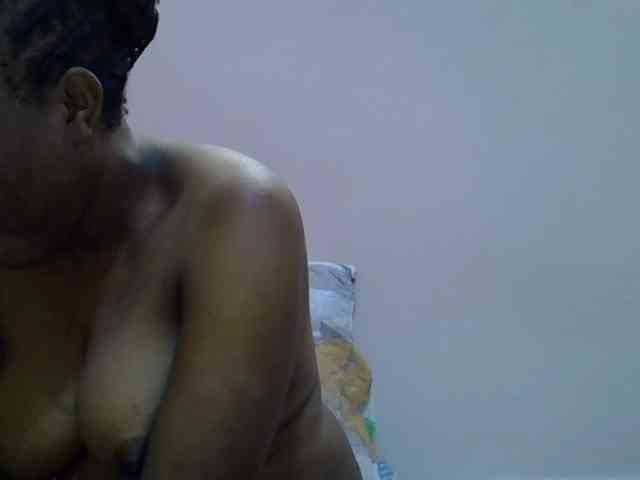 Ebonybootygirl webcam