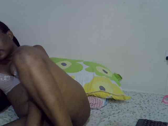 Ebonybootygirl webcam