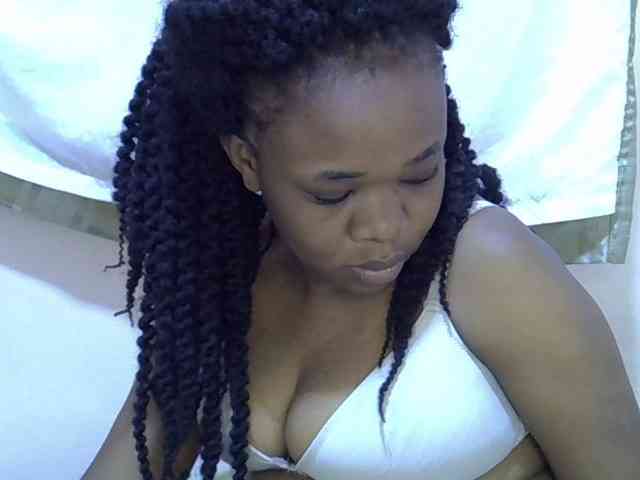 Ebonybootygirl webcam