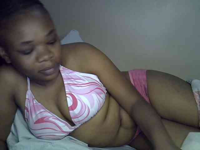 Ebonybootygirl webcam