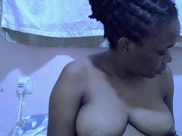 Ebonybootygirl webcam