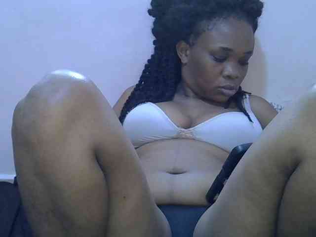 Ebonybootygirl webcam