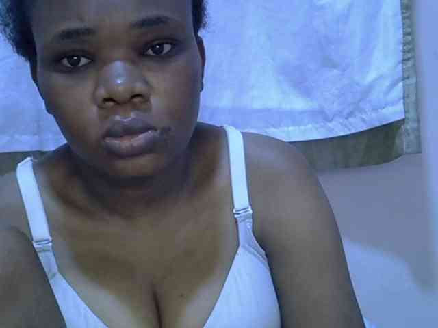 Ebonybootygirl webcam