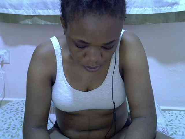 Ebonybootygirl webcam