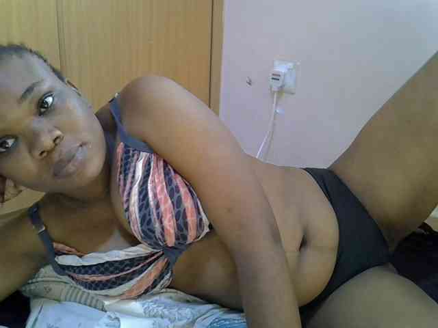 Ebonybootygirl webcam