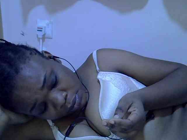 Ebonybootygirl webcam