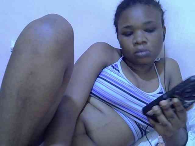 Ebonybootygirl webcam