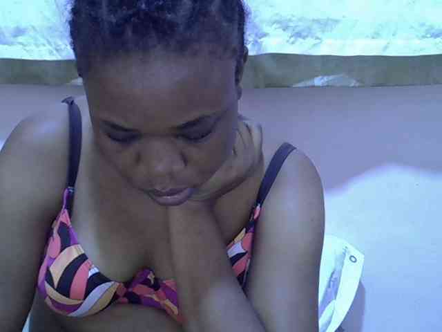 Ebonybootygirl webcam