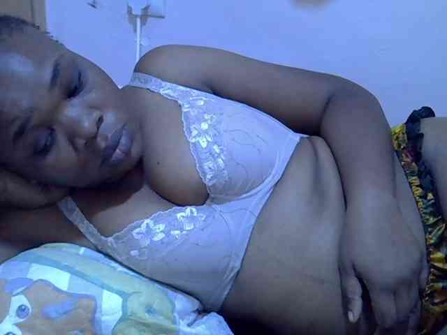 Ebonybootygirl webcam