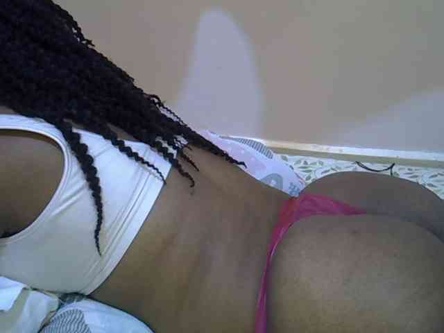 Ebonybootygirl webcam