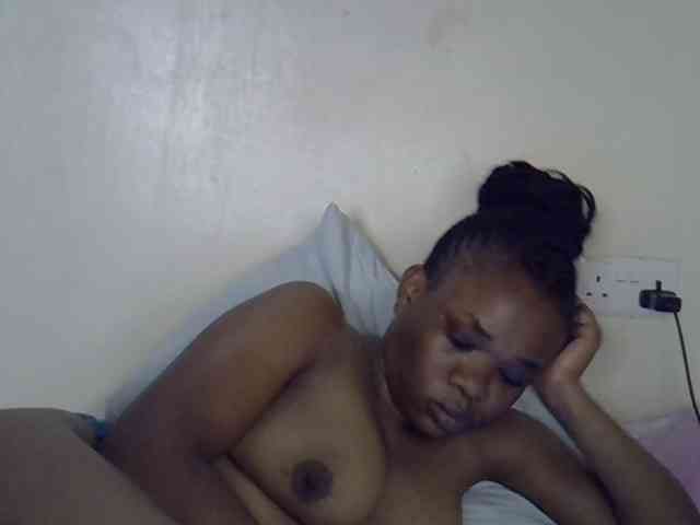 Ebonybootygirl webcam