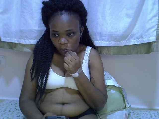 Ebonybootygirl webcam