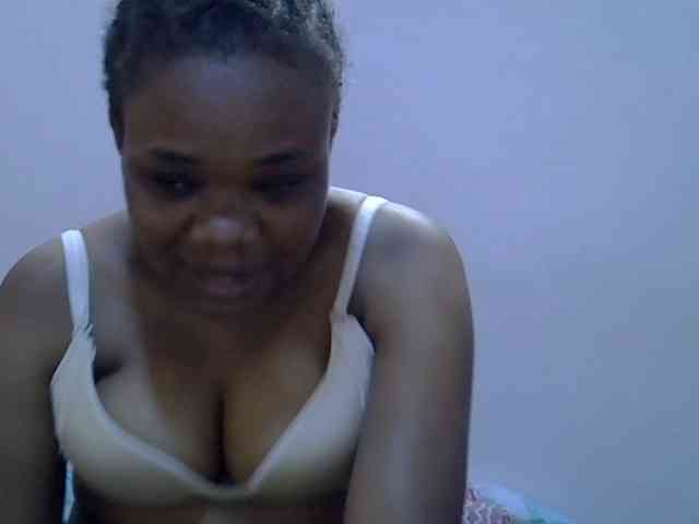 Ebonybootygirl webcam