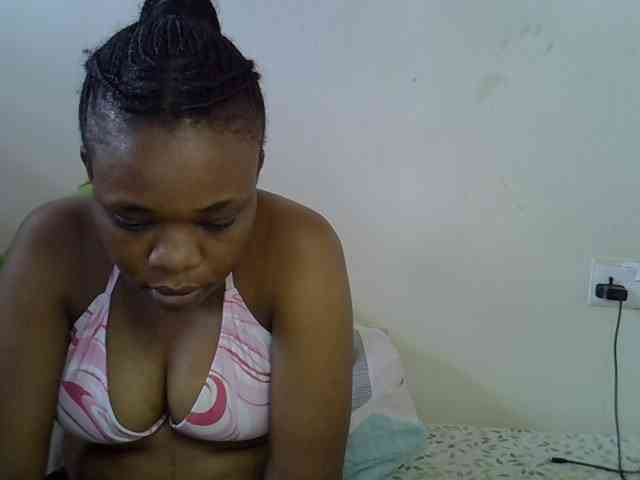 Ebonybootygirl webcam