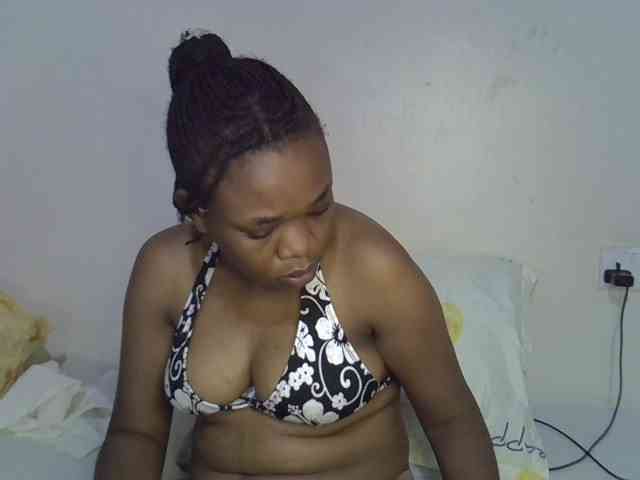 Ebonybootygirl webcam